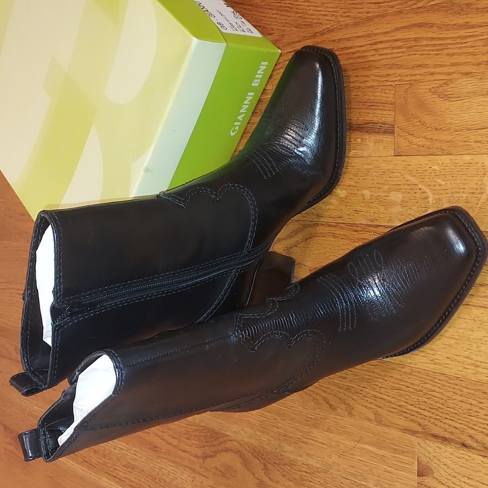 Gianni Bini Aces Wild Black Heeled Boots, NIB